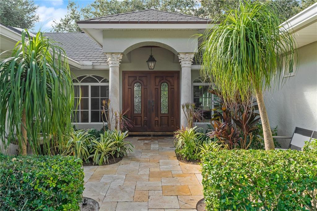 724 Tides Road Vero Beach, FL 32963 - Photo 3 of 36 Gallery Image 3