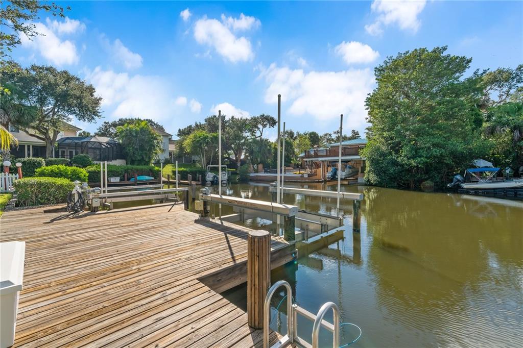 724 Tides Road Vero Beach, FL 32963 - Photo 34 of 36 Gallery Image 34