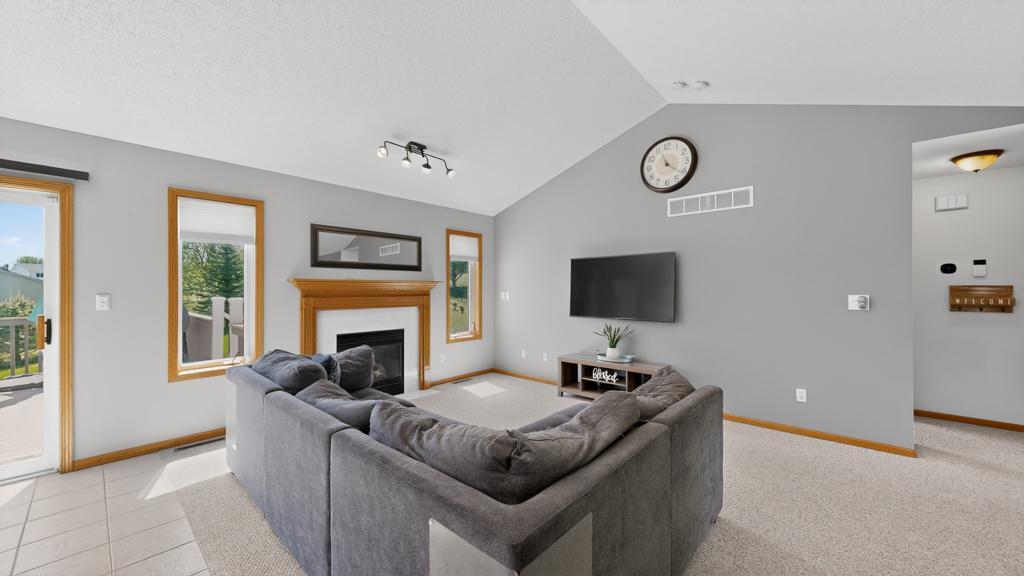 5208 Pinehurst Lane Northwest Rochester, MN 55901 - Photo 5 of 45