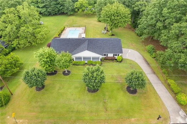 $429,000 | 256 Teresa Lane Southwest, Loganville, GA 30052