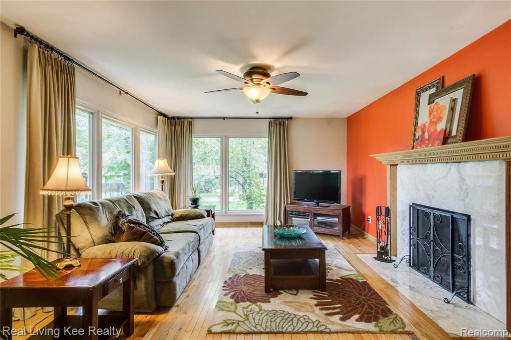 1396 New Life Lane Rochester Hills, MI 48309 - Photo 6 of 41