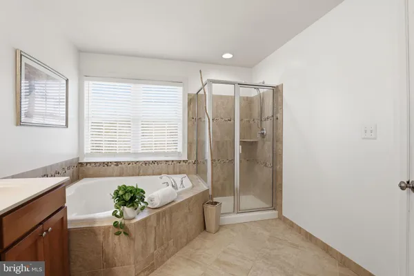 $585,000 | 22169 Fair Garden Lane, Clarksburg, MD 20871