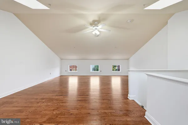 $585,000 | 22169 Fair Garden Lane, Clarksburg, MD 20871