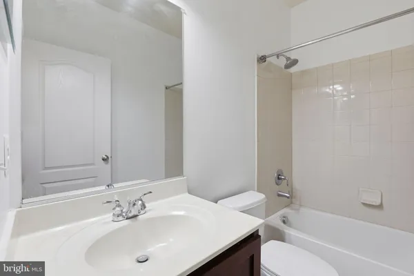 $585,000 | 22169 Fair Garden Lane, Clarksburg, MD 20871
