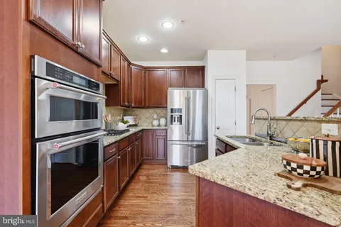 $585,000 | 22169 Fair Garden Lane, Clarksburg, MD 20871