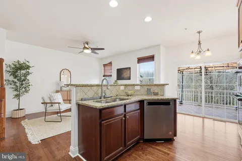 $585,000 | 22169 Fair Garden Lane, Clarksburg, MD 20871