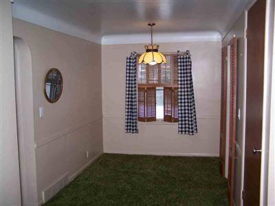 838 Hemphill Road Flint, MI 48507 - Photo 5 of 7 20154276-4.JPG