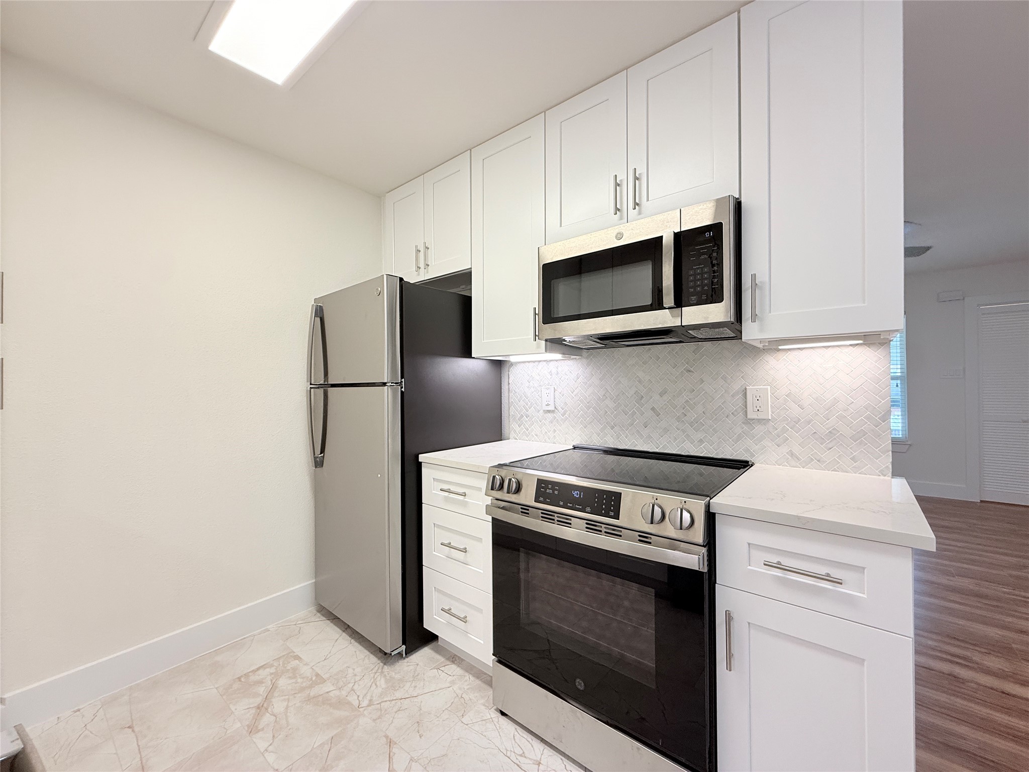 2350 Bering Drive, Unit 114 Houston, TX 77057 - Photo 8 of 24 Gallery Image 8