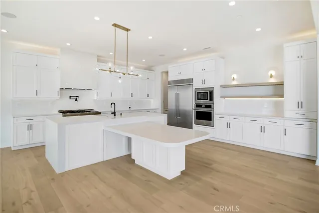 $18,500 | 20446 West Albion Porter Ranch, Porter Ranch, CA 91326