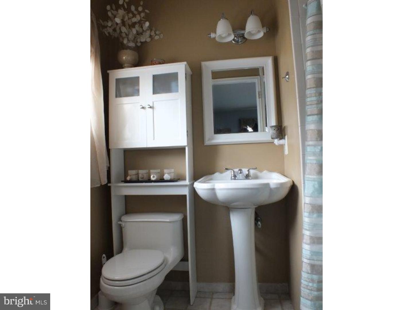 41 Claude Road Yardville, NJ 08620 - Photo 14 of 25