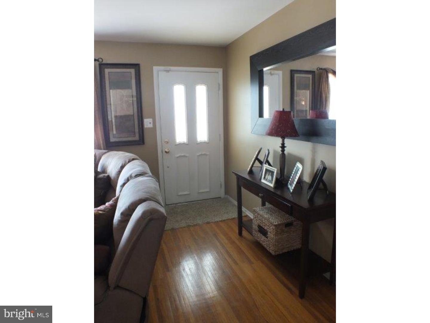 41 Claude Road Yardville, NJ 08620 - Photo 5 of 25