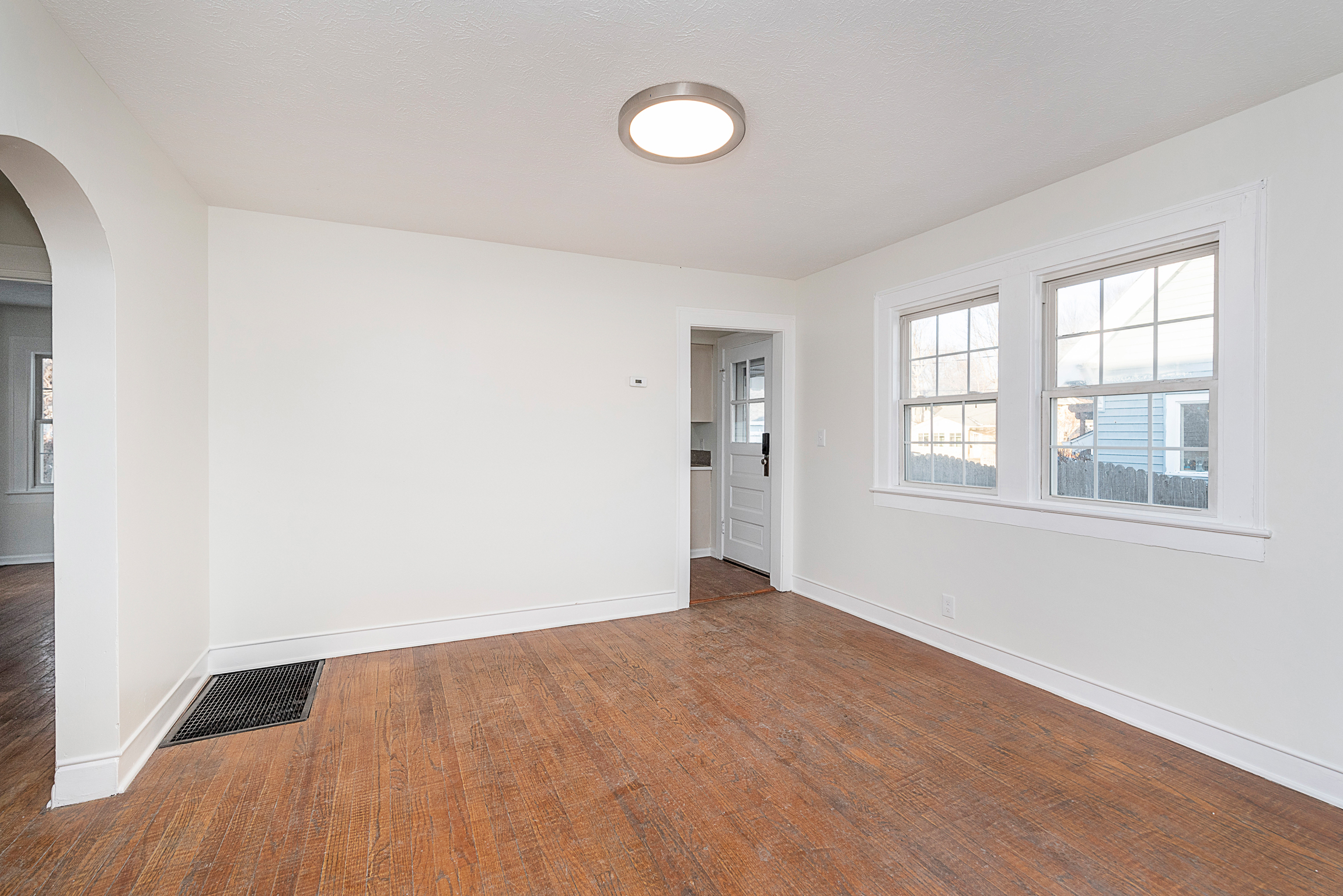 408 Berkley Road Indianapolis, IN 46208 - Photo 8 of 29 Gallery Image 8