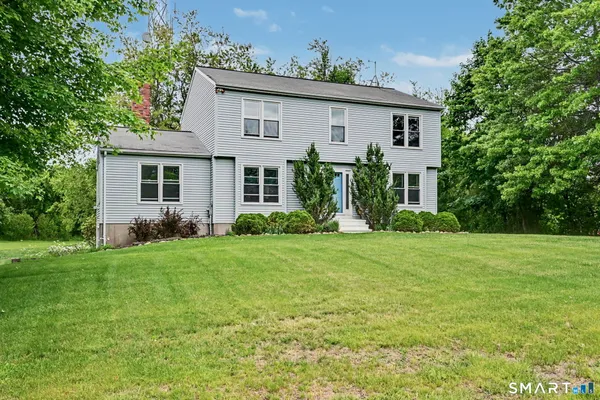 $585,000 | 30 Bonnie Vu Lane, New Milford, CT 06776