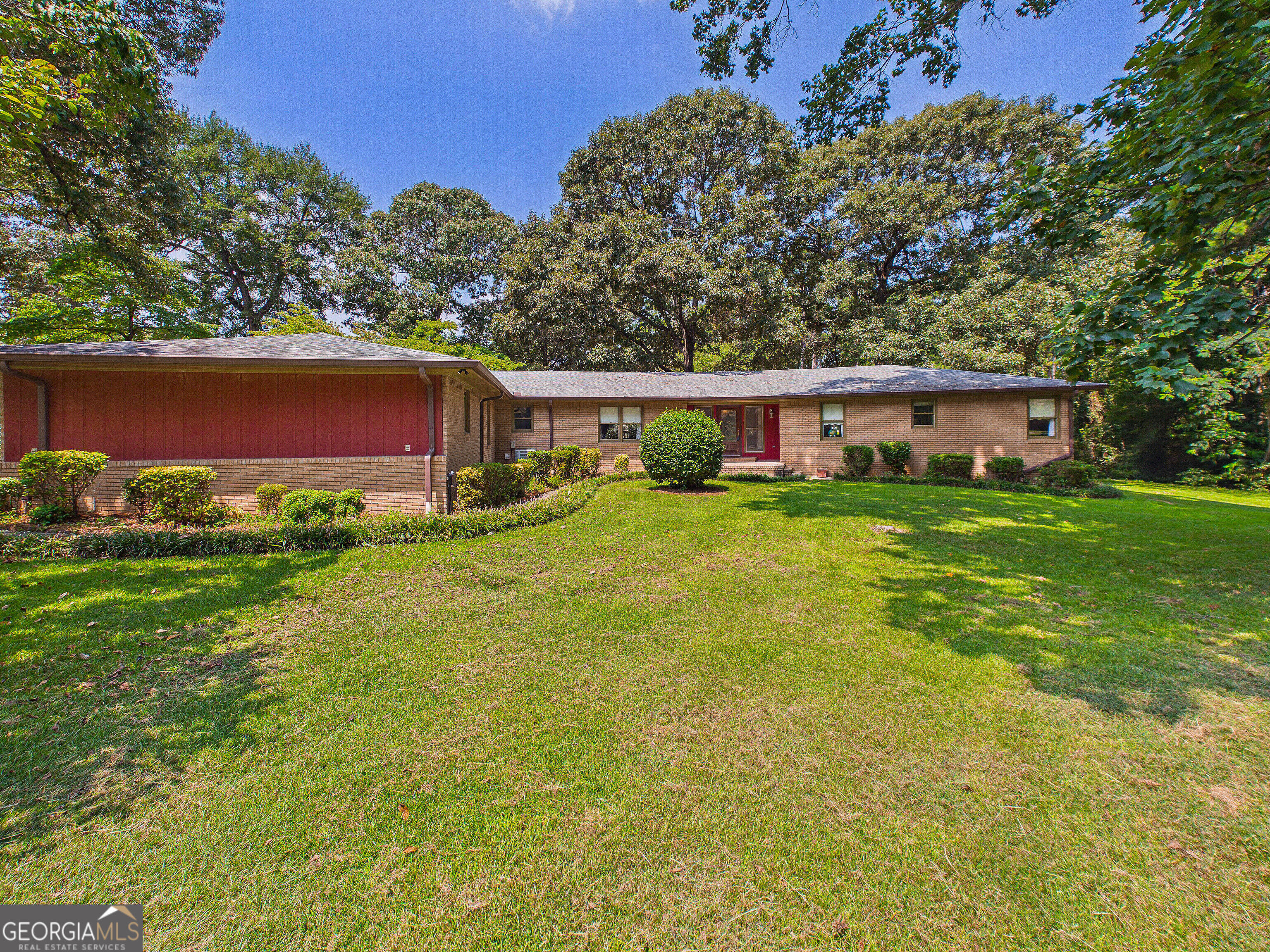 509 Woodhaven Road Centerville, GA 31028 - Photo 2 of 61 Gallery Image 2