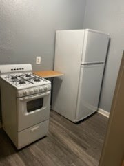 1828 Rosedale Street Houston, TX 77004 - Photo 2 of 13 a stove top oven sitting inside of a kitchen
