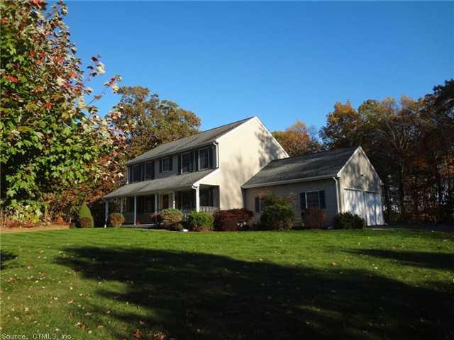 33 Ridgeview Drive East Hampton, CT 06424 - Photo 1 of 1 Exterior Front. Lovely Home with Open Floor Plan