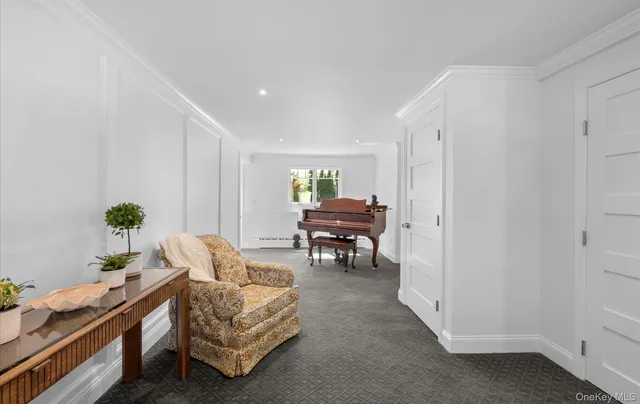 $1,050,000 | 14 John Drive, Old Bethpage, NY 11804