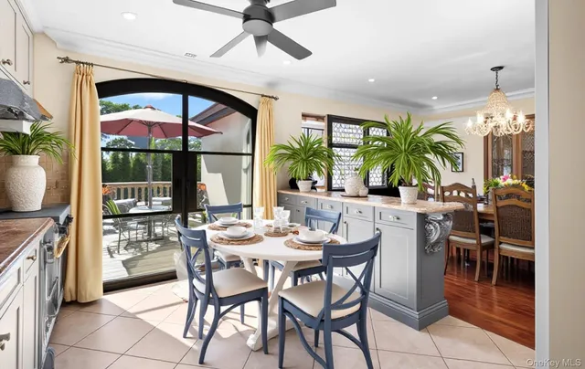 $1,050,000 | 14 John Drive, Old Bethpage, NY 11804