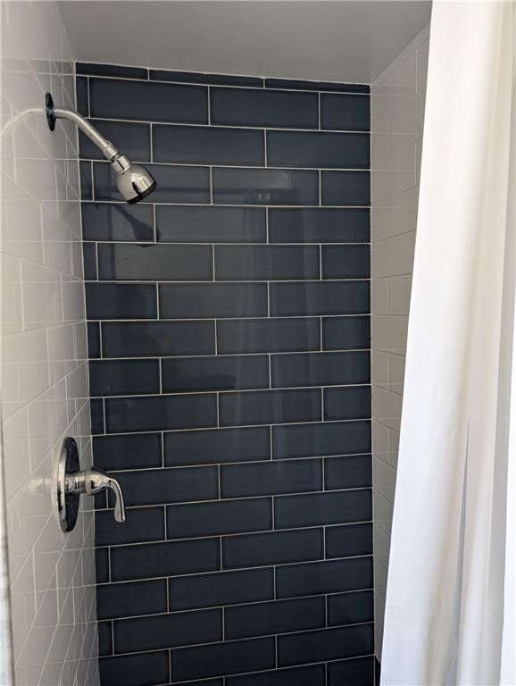 27 Mt Vernon Street, Unit 2 Newport, RI 02840 - Photo 13 of 29