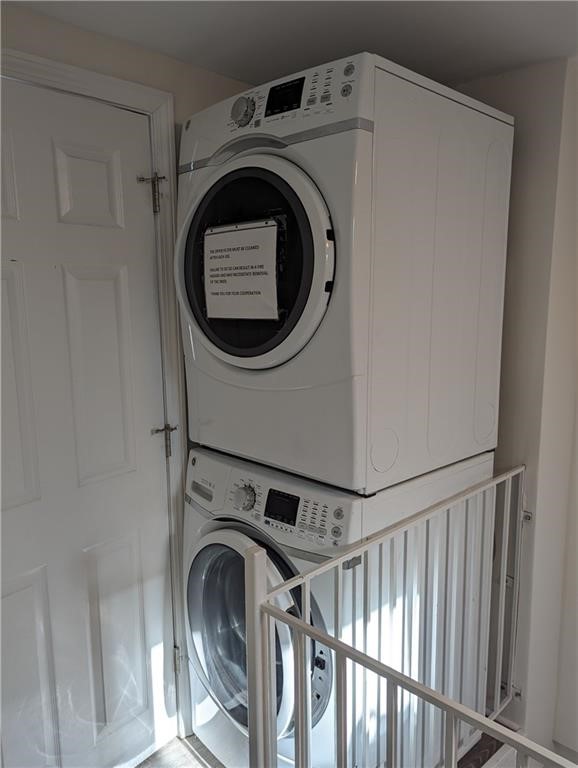 27 Mt Vernon Street, Unit 2 Newport, RI 02840 - Photo 14 of 29