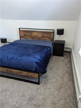 $3,800 | 27 Mt Vernon Street, Unit 2, Newport, RI 02840