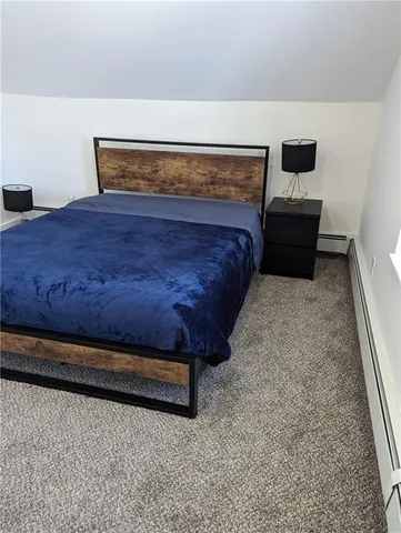 $3,800 | 27 Mt Vernon Street, Unit 2, Newport, RI 02840