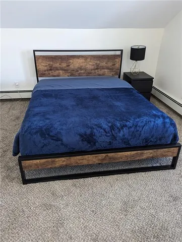 $3,800 | 27 Mt Vernon Street, Unit 2, Newport, RI 02840