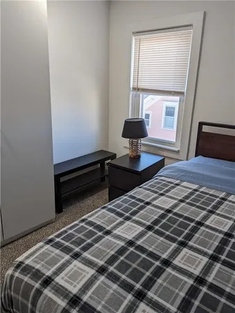 $3,800 | 27 Mt Vernon Street, Unit 2, Newport, RI 02840