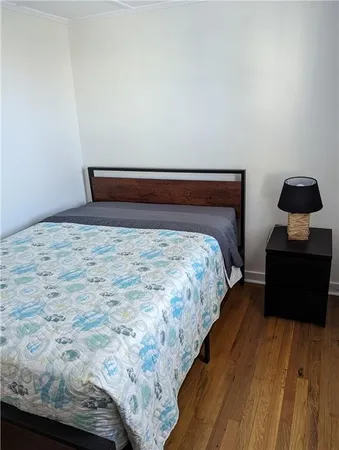 $3,800 | 27 Mt Vernon Street, Unit 2, Newport, RI 02840