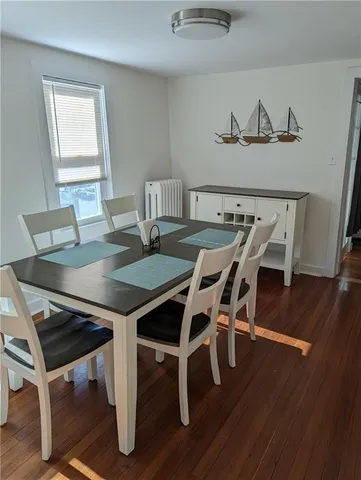 $3,800 | 27 Mt Vernon Street, Unit 2, Newport, RI 02840