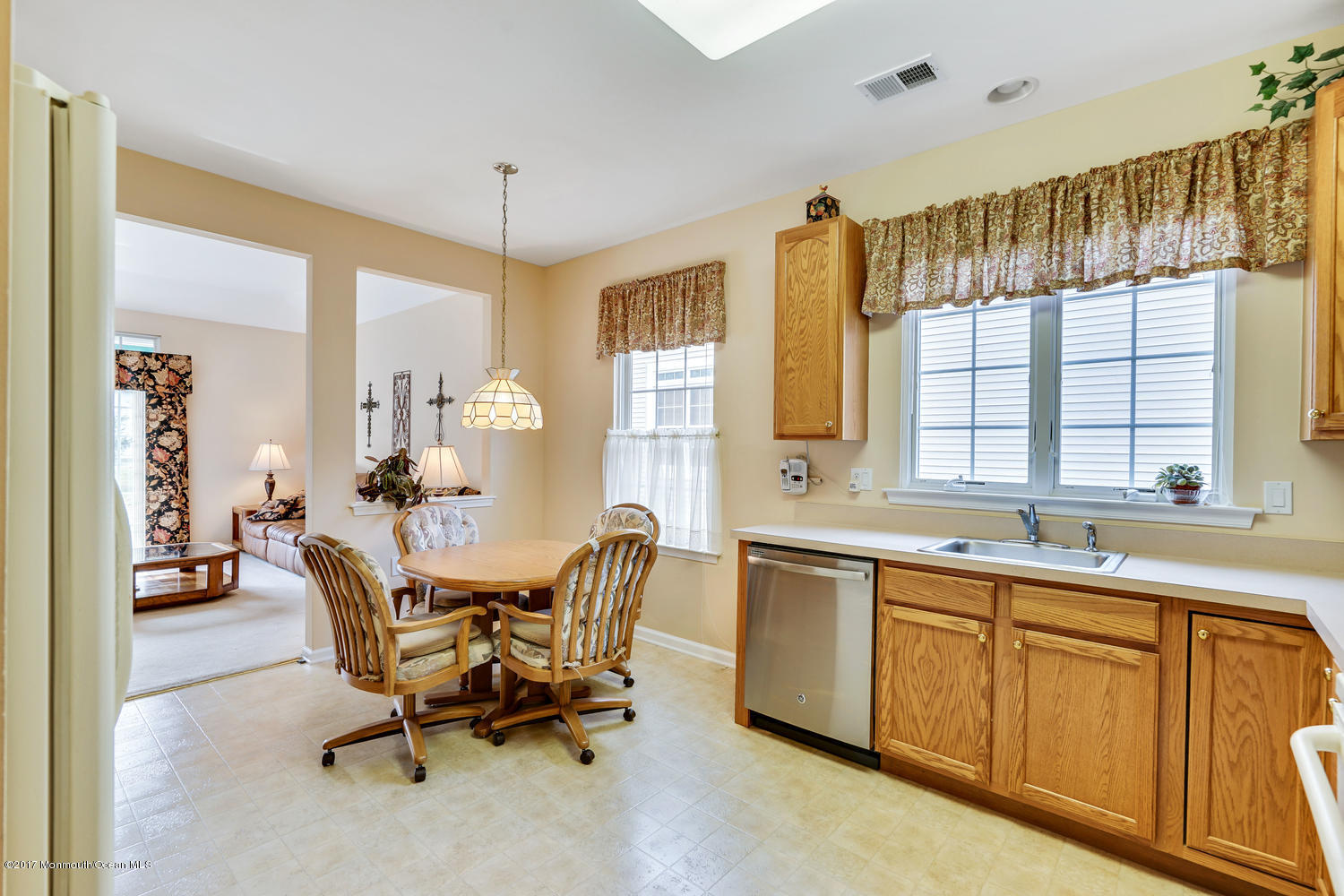 4 Pancoast Road Waretown, NJ 08758 - Photo 12 of 31 SPACIOUS KIT