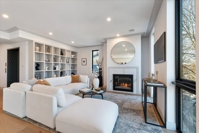 $3,395,000 | 57 University Road, Unit 3, Brookline, MA 02445