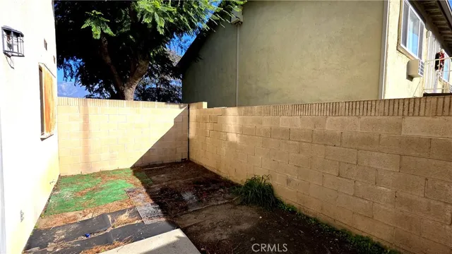 a bathroom with a toilet