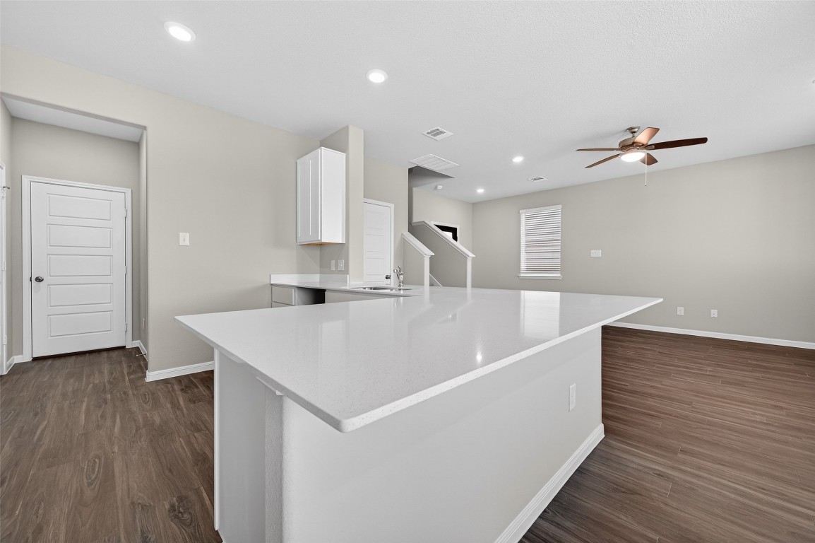 9263 Grace Rdg Drive Willis, TX 77318 - Photo 12 of 46