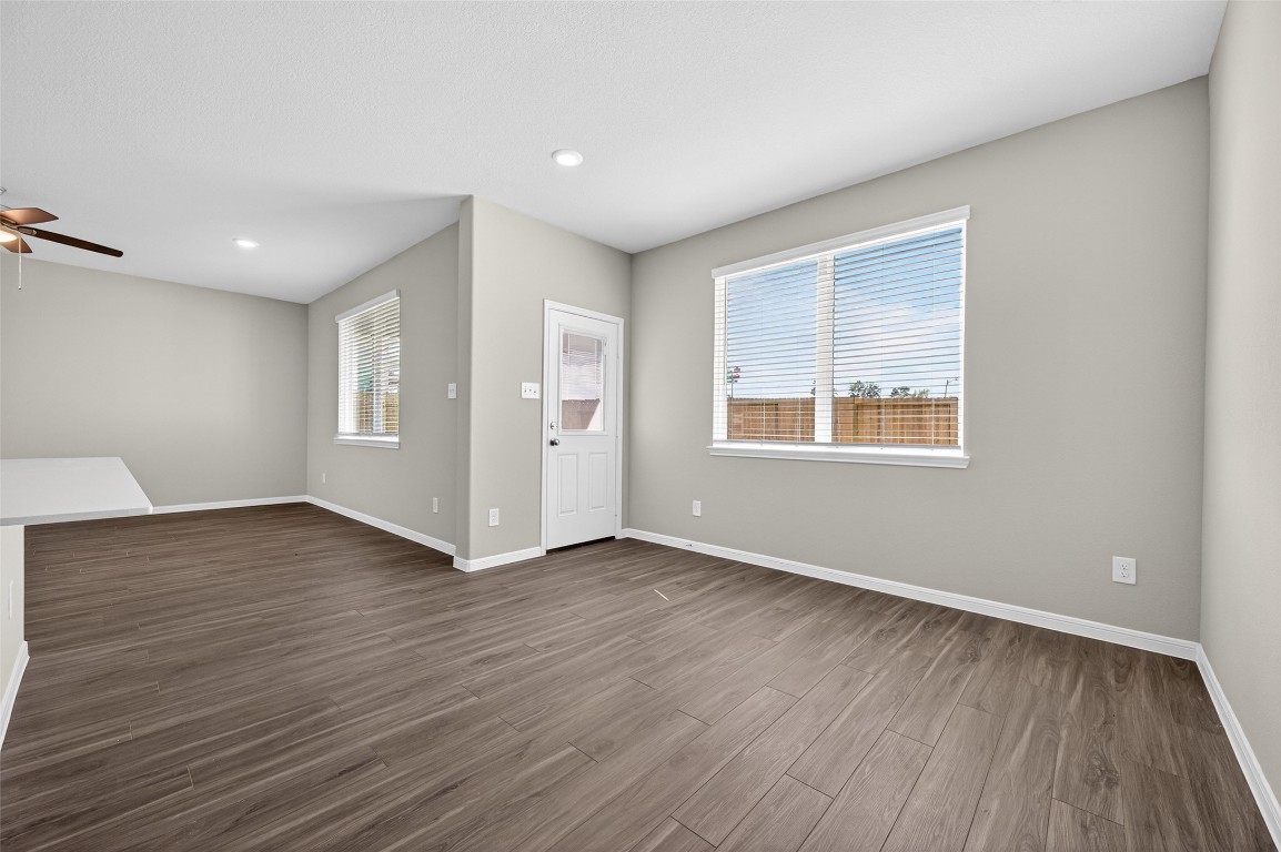 9263 Grace Rdg Drive Willis, TX 77318 - Photo 16 of 46