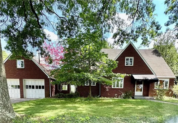 $289,000 | 814 Allegheny Avenue, Avonmore, PA 15618