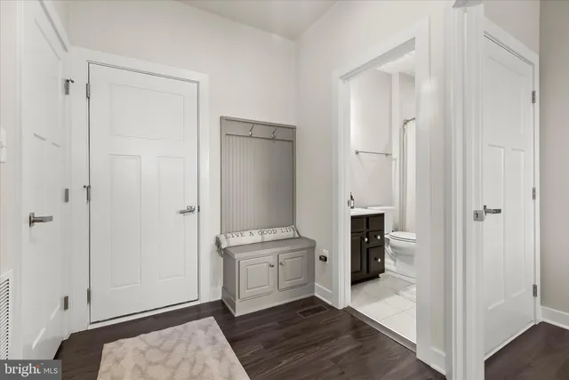 $875,000 | 1955 Caple Road, Finksburg, MD 21048