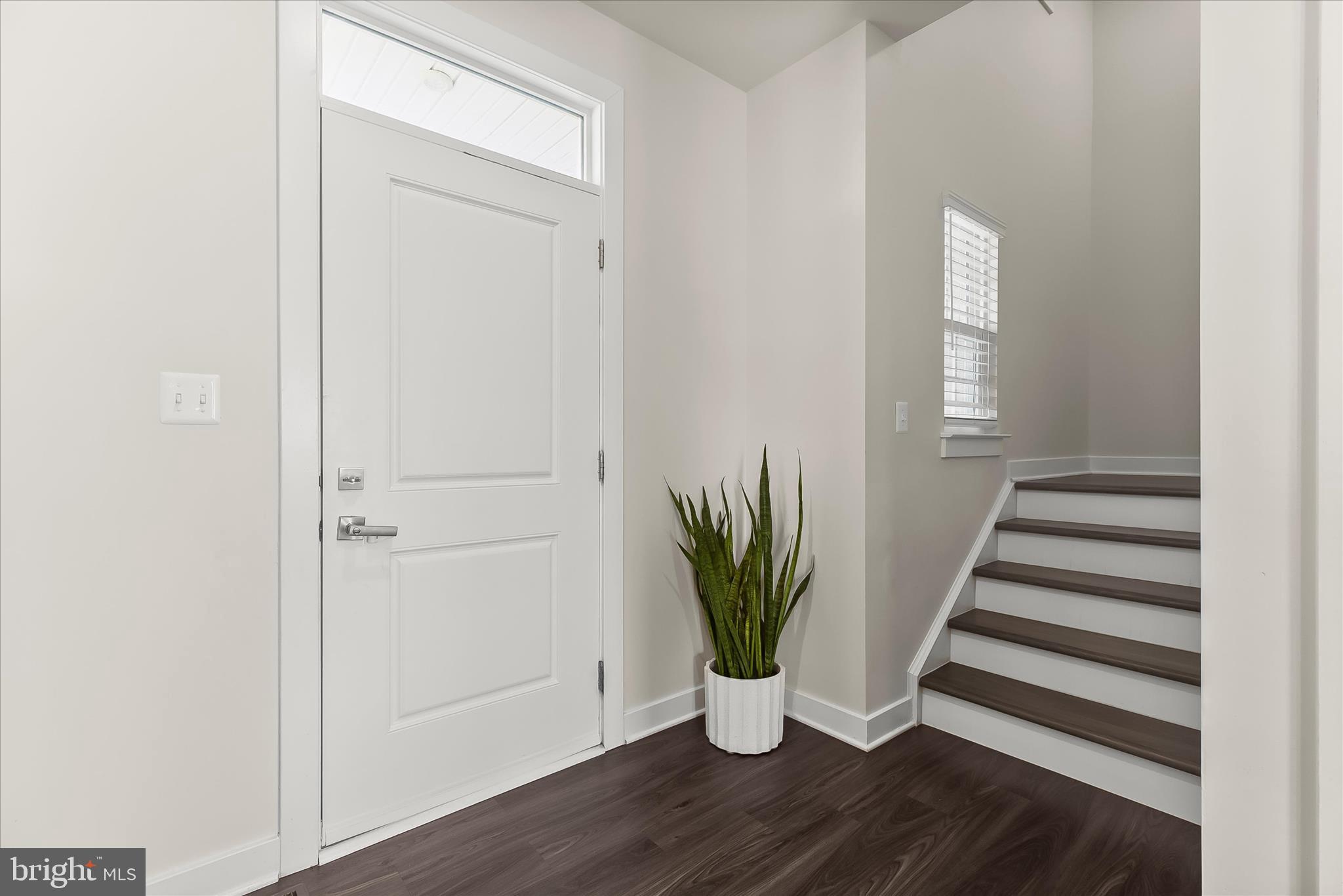 1955 Caple Road Finksburg, MD 21048 - Photo 3 of 68 Welcoming Foyer