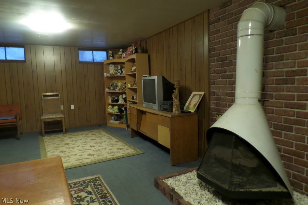 711 Griffith Road Akron, OH 44312 - Photo 14 of 21