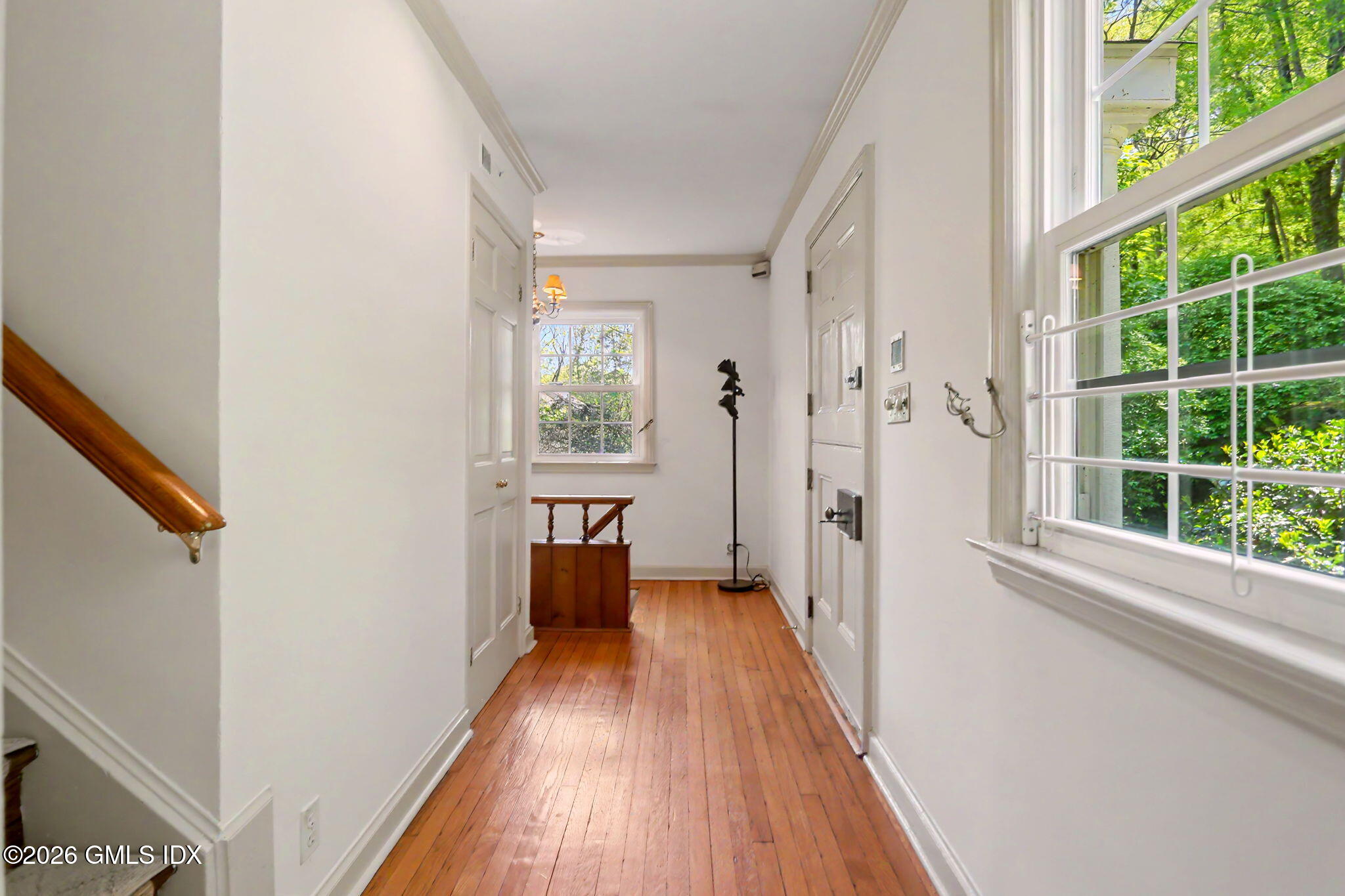 24 Hardscrabble Road Greenwich, CT 06831 - Photo 2 of 34 17-web-or-mls-24-hardscrabble-rd