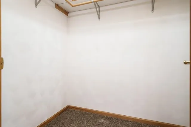 $485,000 | 5517 Winners Circle, Caledonia, IL 61011