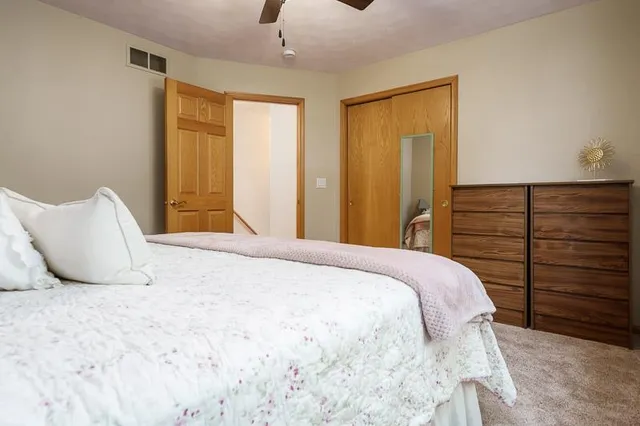 $485,000 | 5517 Winners Circle, Caledonia, IL 61011