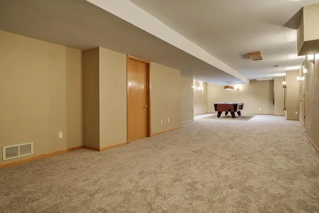 $485,000 | 5517 Winners Circle, Caledonia, IL 61011