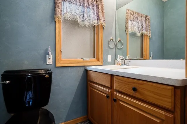 $485,000 | 5517 Winners Circle, Caledonia, IL 61011