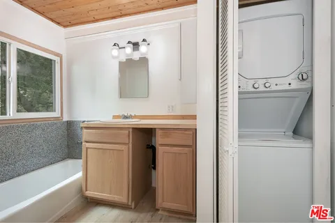 $695,000 | 830 Terrace 49, Los Angeles, CA 90042