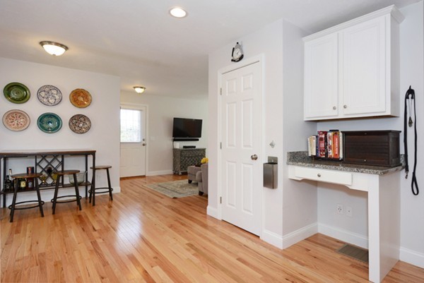 59 Kendall Road Holden, MA 01522 - Photo 8 of 30 Gallery Image 8