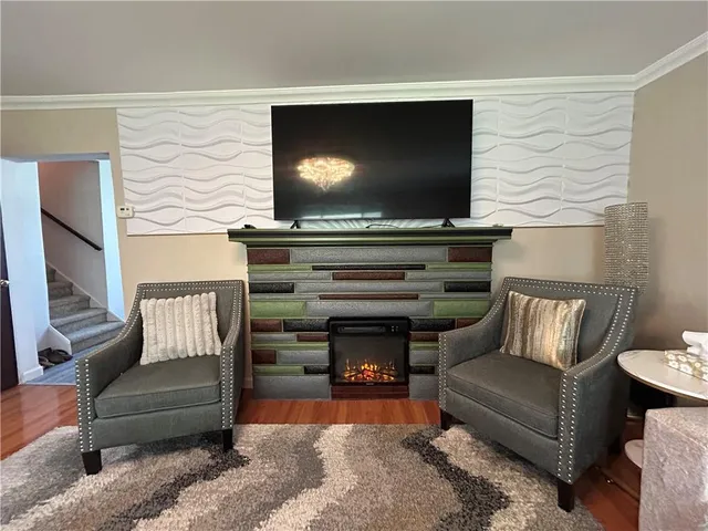 $180,000 | 221 Poplar Street, Monroeville, PA 15146