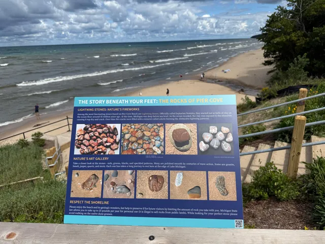 $669,900 | 2339 Forest Trail Circle, Fennville, MI 49408