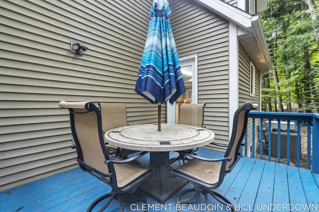 $669,900 | 2339 Forest Trail Circle, Fennville, MI 49408