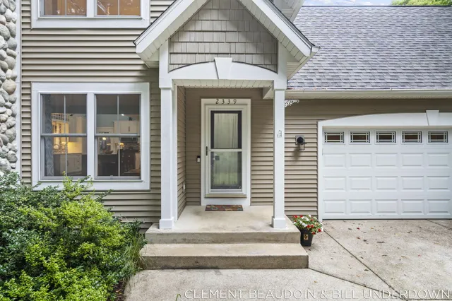 $669,900 | 2339 Forest Trail Circle, Fennville, MI 49408